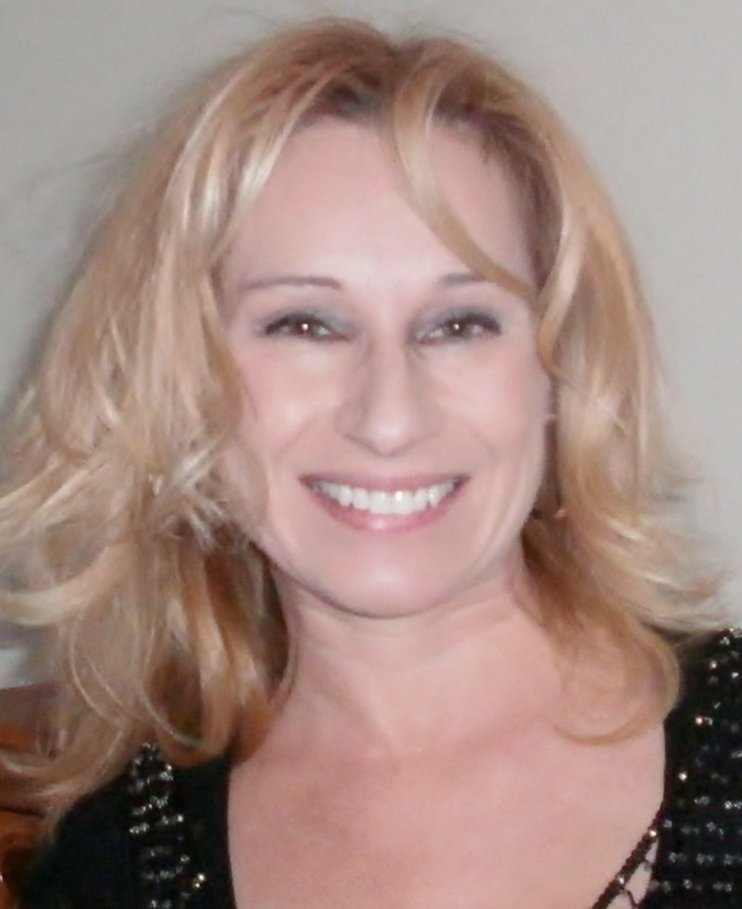 Diana Halasz Chiaro